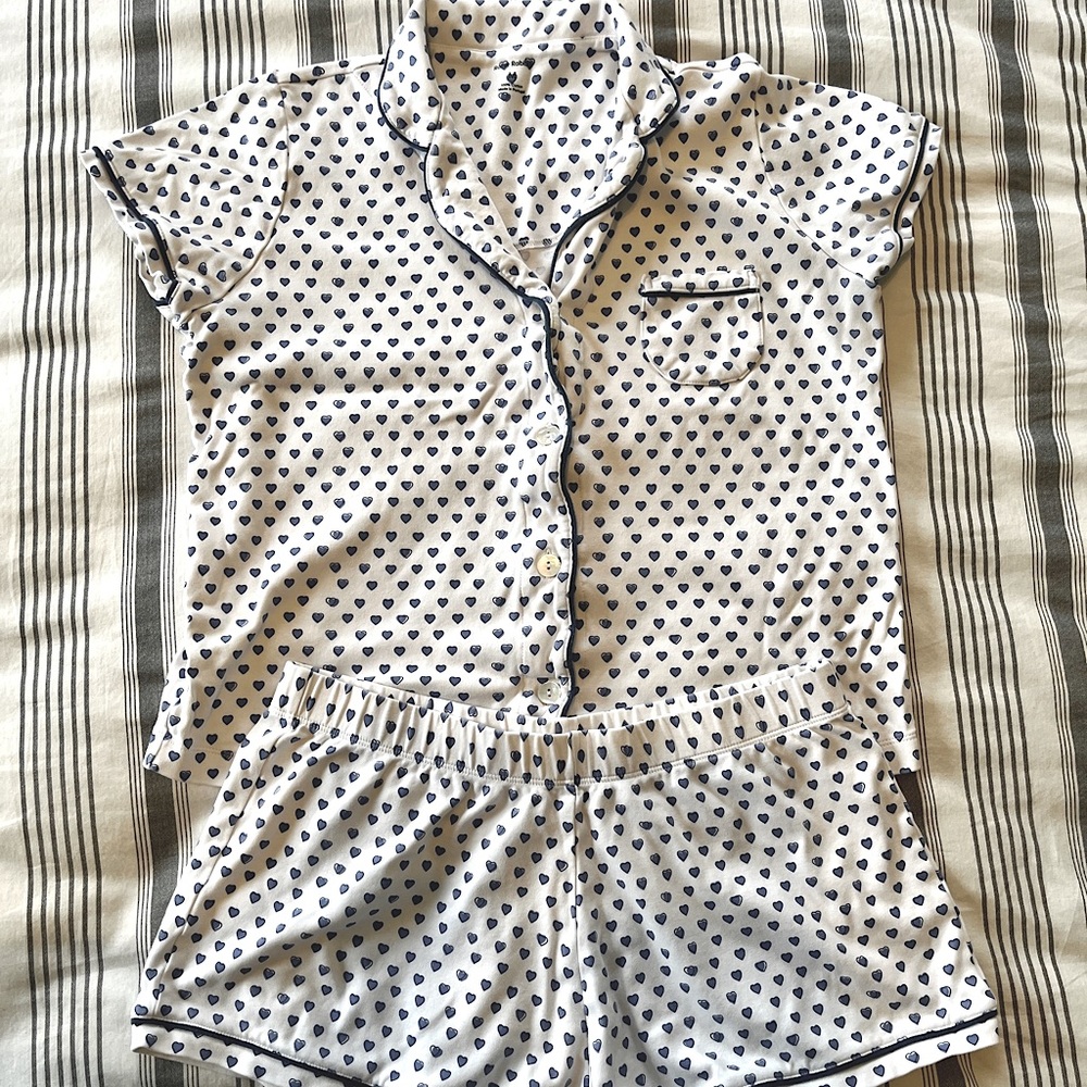 Roller Rabbit Pajamas Set
